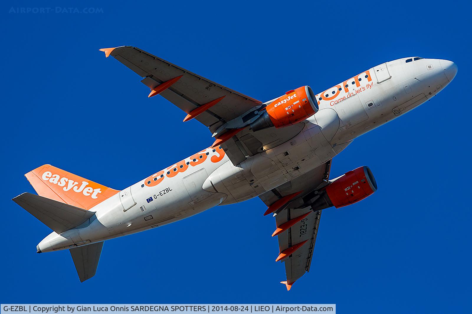 G-EZBL, 2007 Airbus A319-111 C/N 3053, TAKE OFF