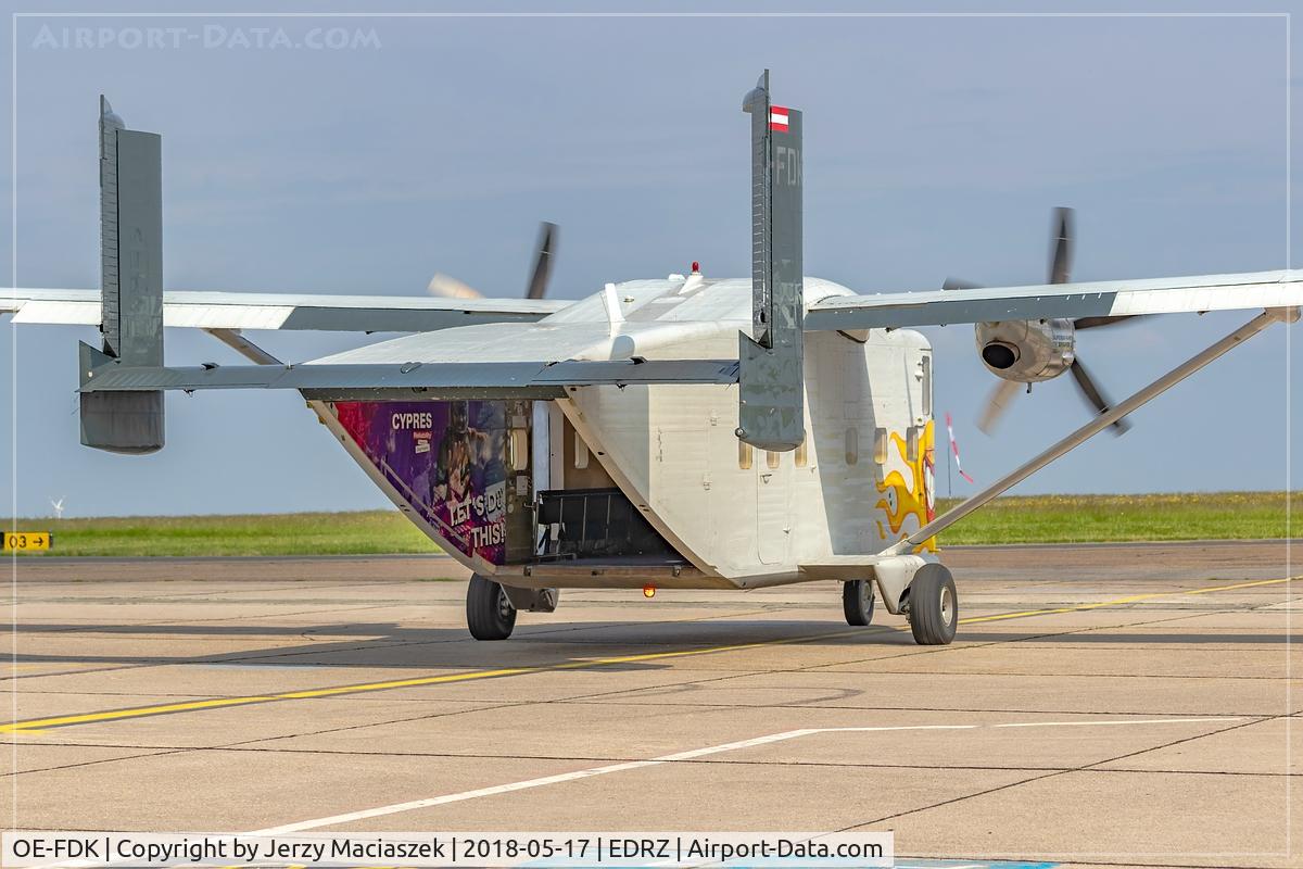 OE-FDK, 1972 Short SC-7 Skyvan 3A-100 C/N SH.1901, 1972 Short SC-7 Skyvan S3