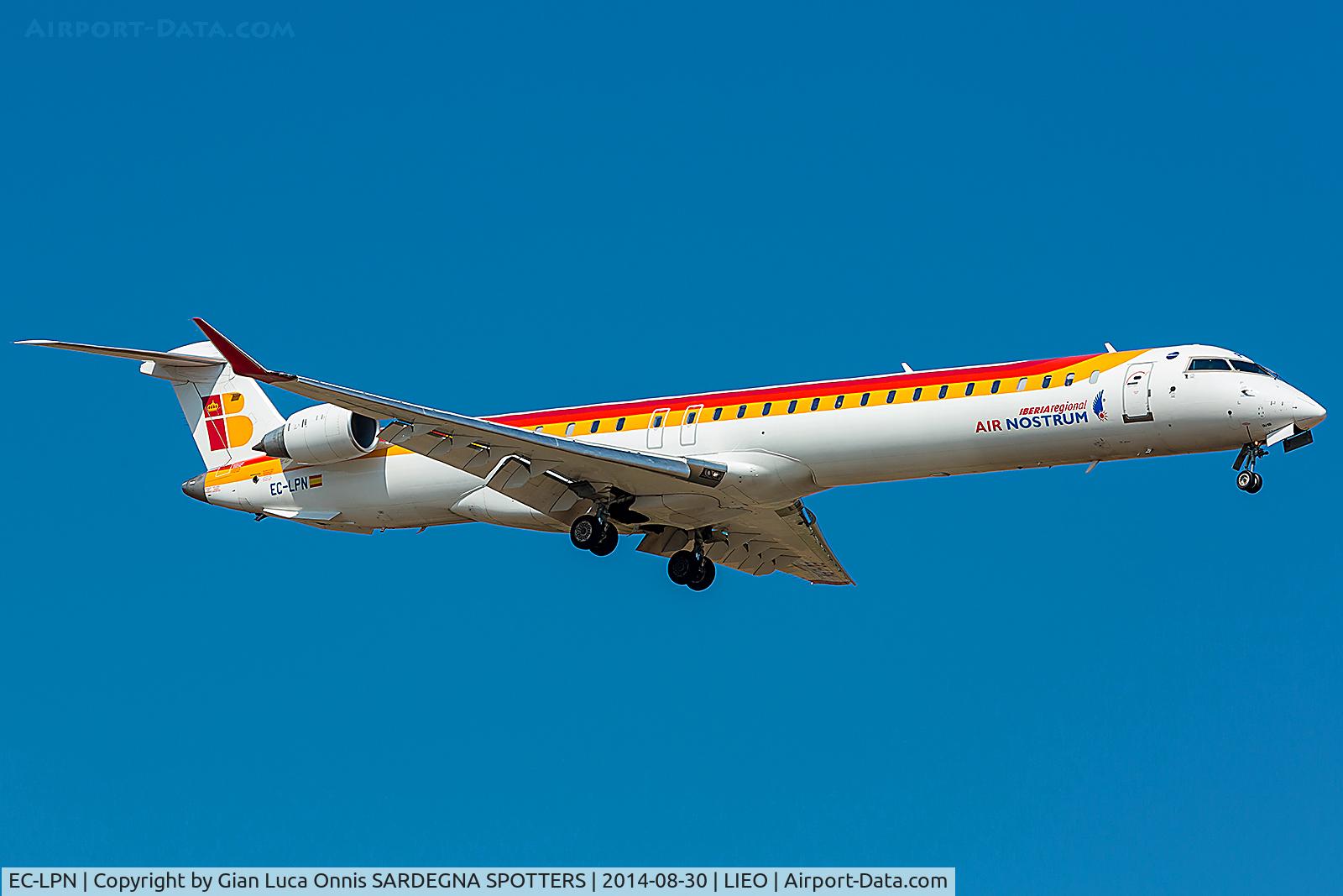 EC-LPN, 2012 Bombardier CRJ-1000ER NG (CL-600-2E25) C/N 19022, LANDING 05