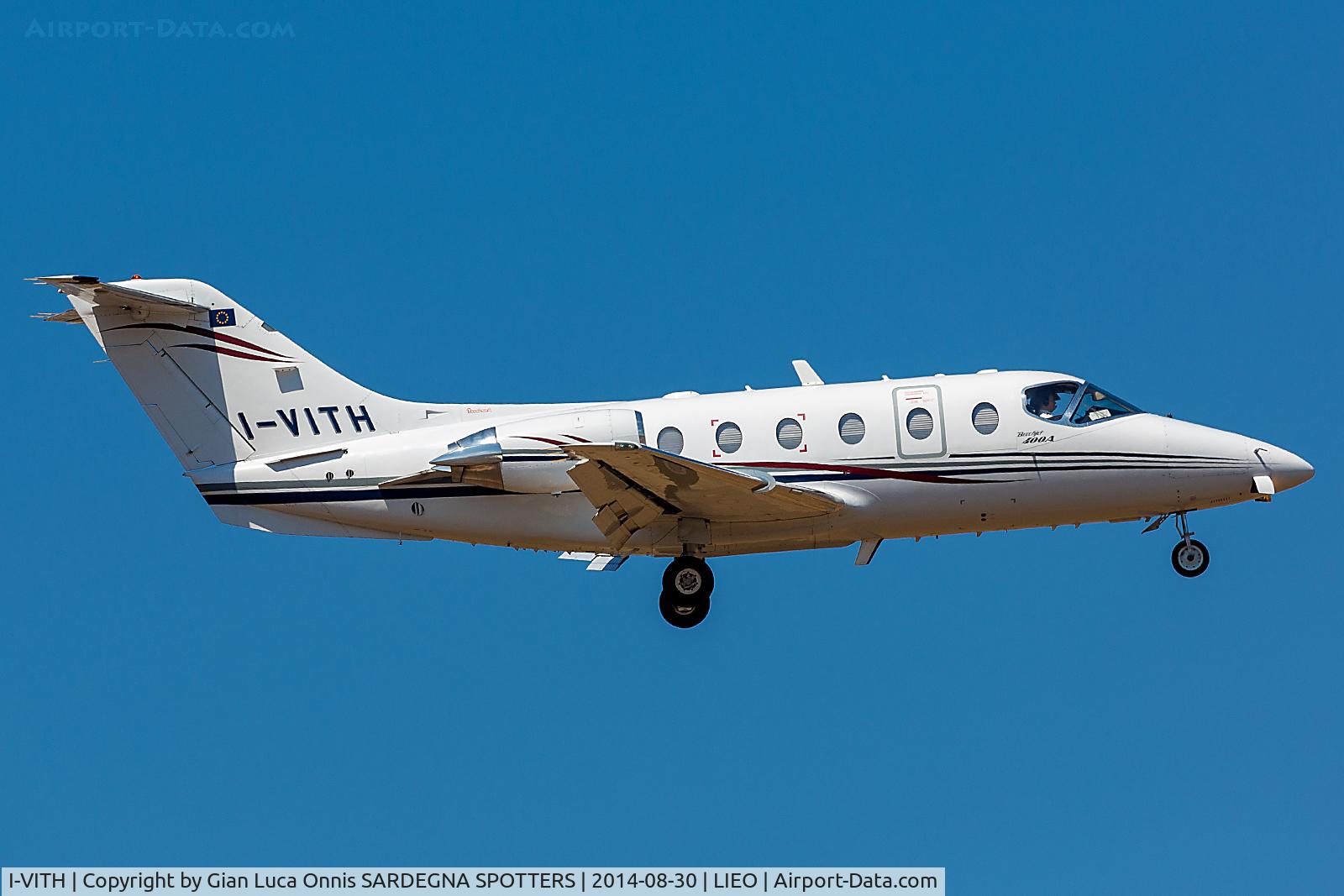 I-VITH, 2001 Raytheon Beechjet 400A C/N RK-309, LANDING 05
