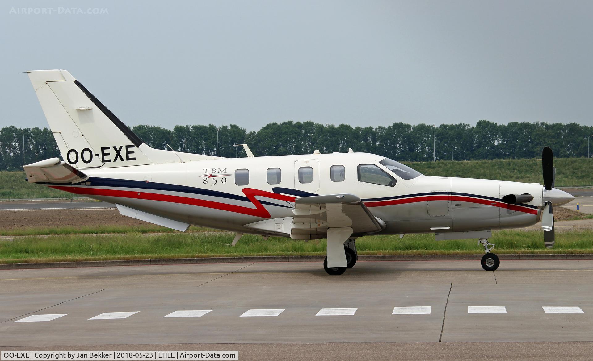 OO-EXE, 2007 Socata TBM-700 C/N 419, Lelystad Airport