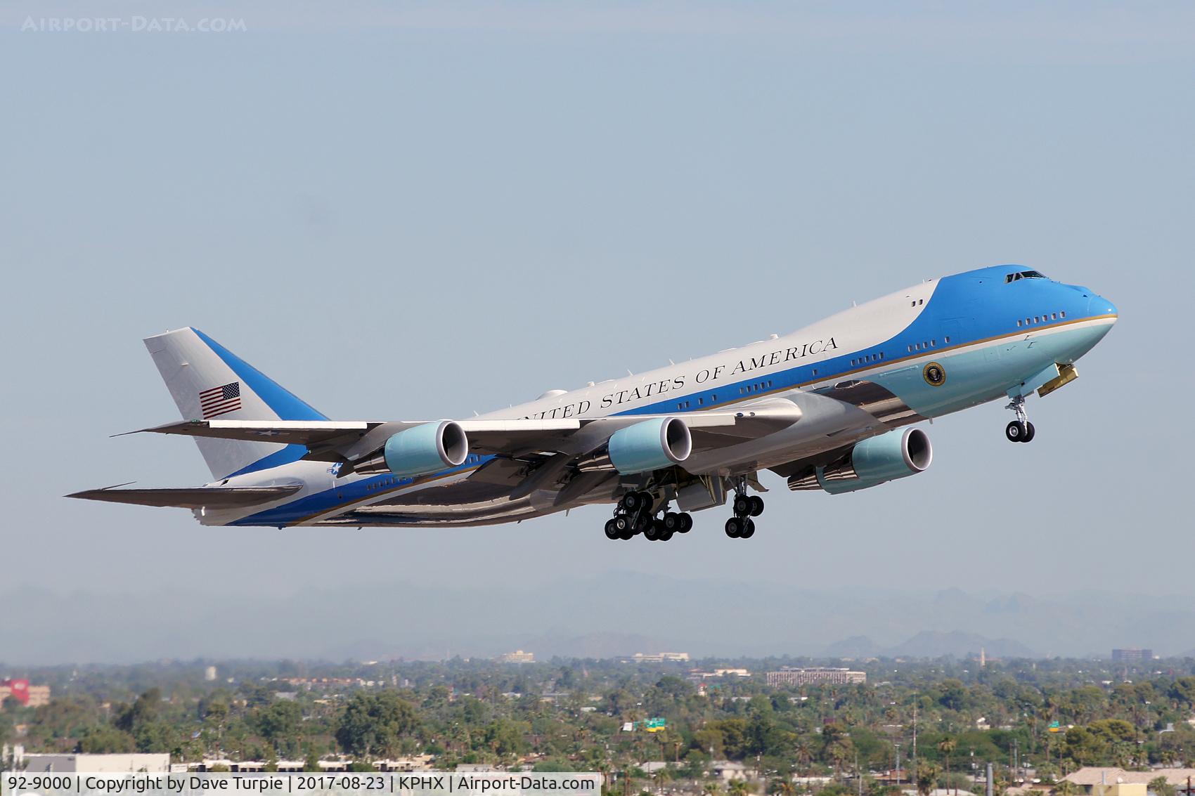 92-9000, 1987 Boeing VC-25A (747-2G4B) C/N 23825, President Trump was onboard. Check out my photo of 82-8000.
