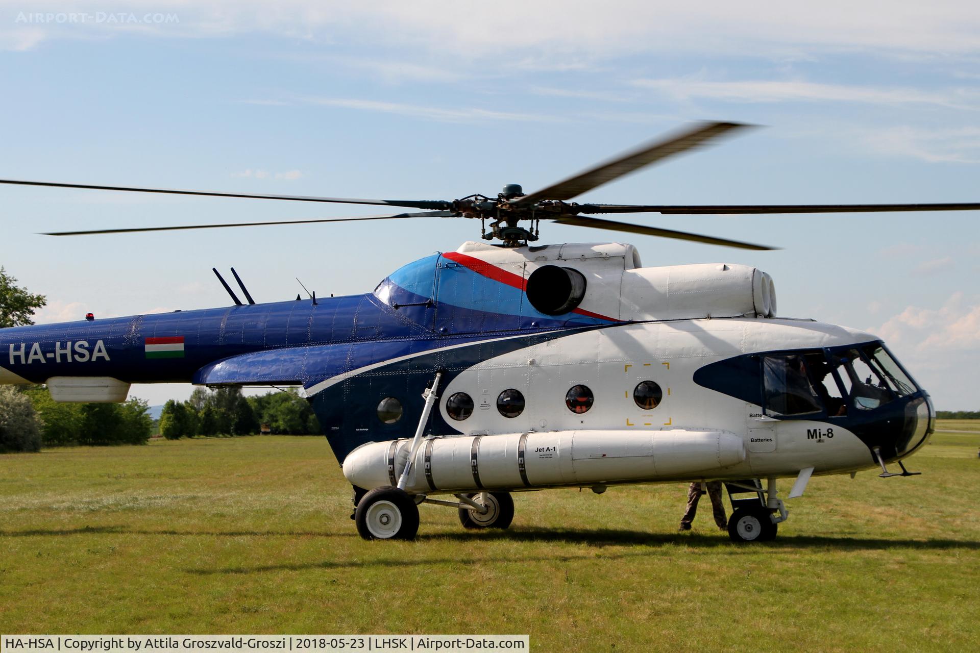 HA-HSA, 1980 Mil Mi-8T C/N 7970, LHSK - Siófok-Kiliti Airport, SydiveBalaton Dropzone, Hungary