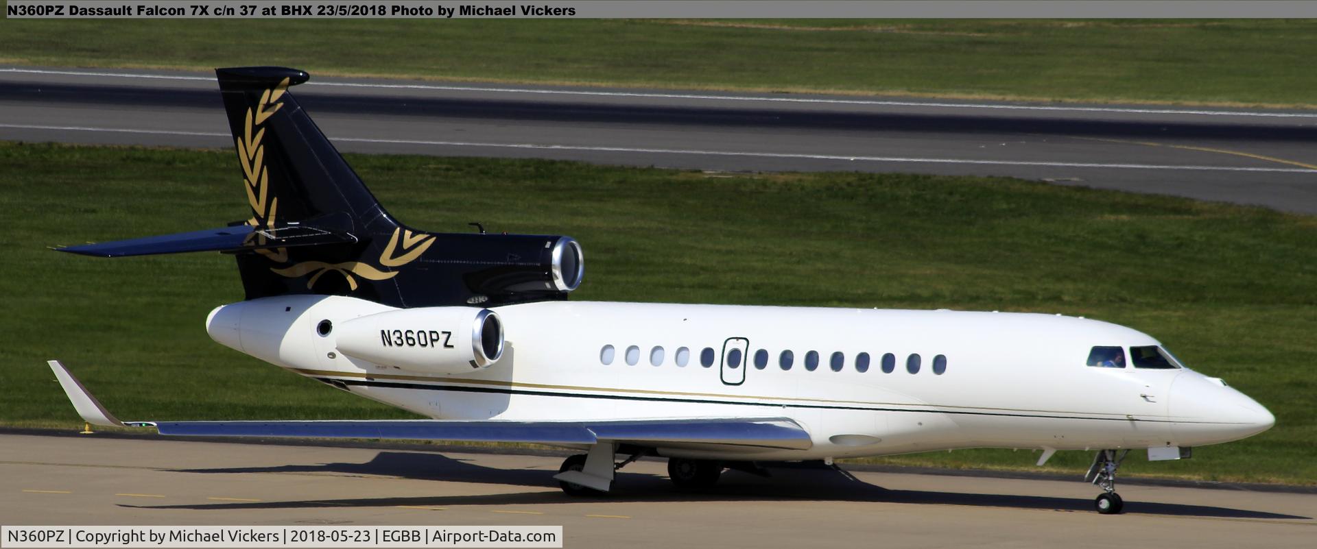 N360PZ, 2008 Dassault Falcon 7X C/N 037, Taxying for runway 33 Dep