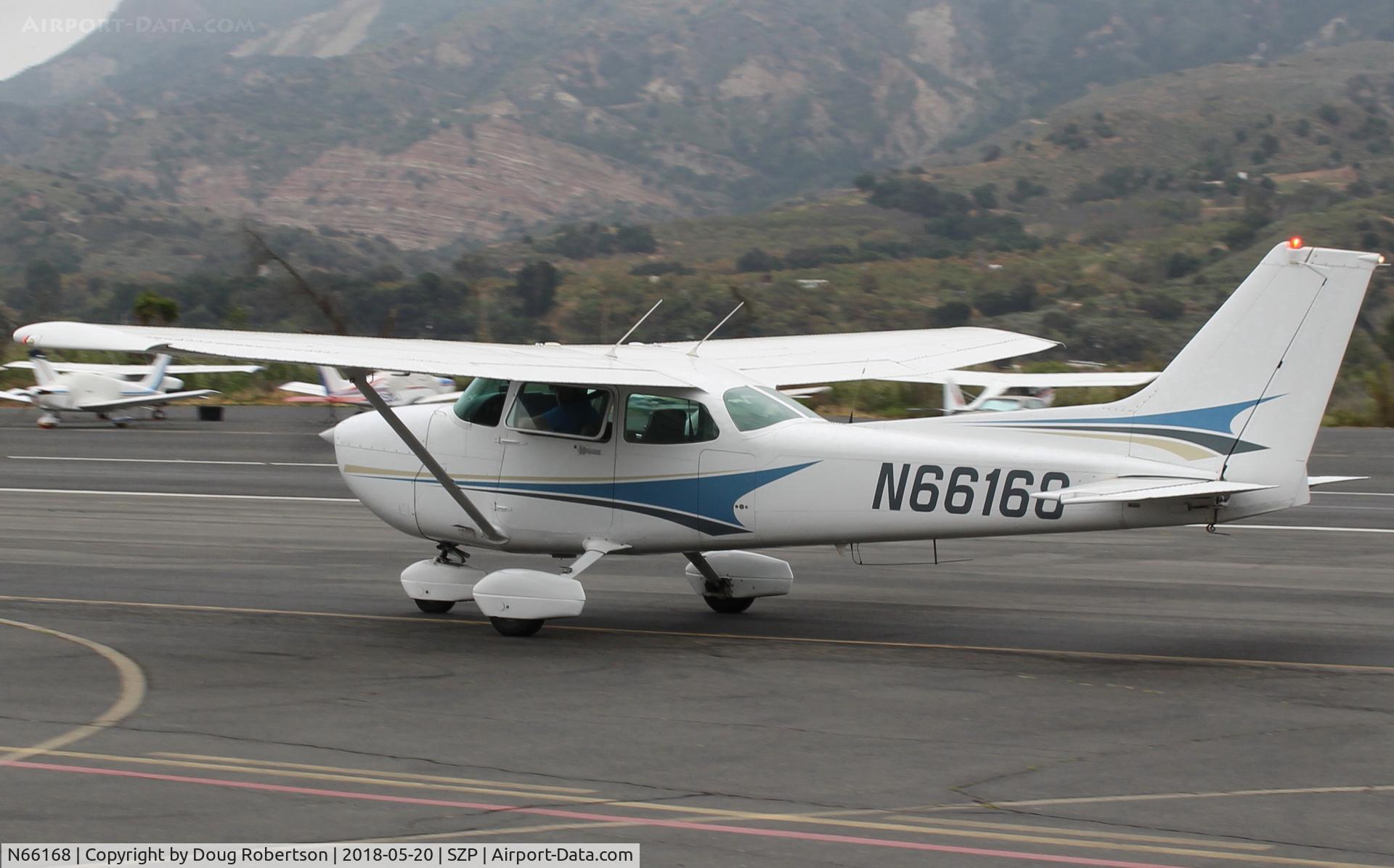 N66168, 1983 Cessna 172P C/N 17275974, 1983 Cessna 172P SKYHAWK, Lycoming O-320-D2J 160 Hp, taxi back