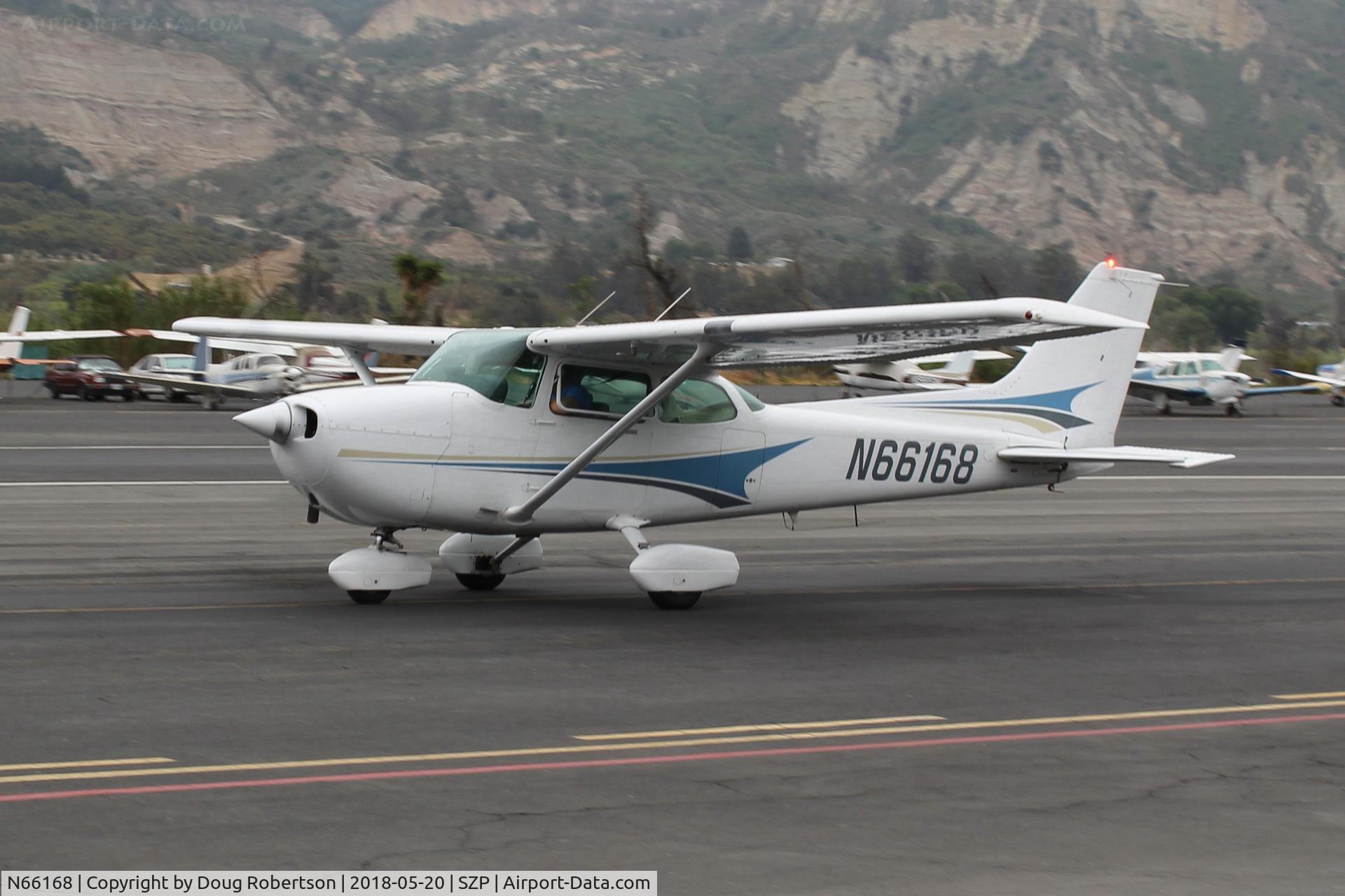 N66168, 1983 Cessna 172P C/N 17275974, 1983 Cessna 172P SKYHAWK, Lycoming O-320-D2J 160 Hp, taxi to Rwy 22