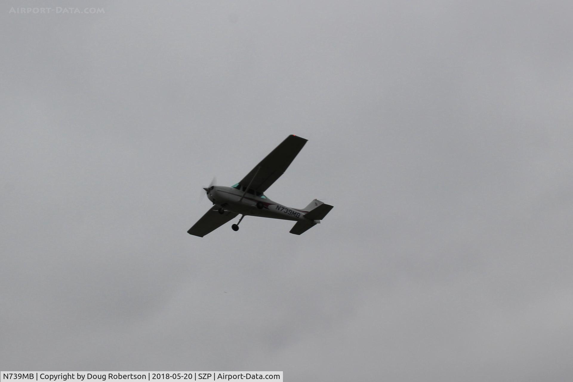 N739MB, 1978 Cessna 172N C/N 17270641, 1978 Cessna 172N SKYHAWK, Lycoming O-320-H2AD 160 Hp, flyover Rwy 22