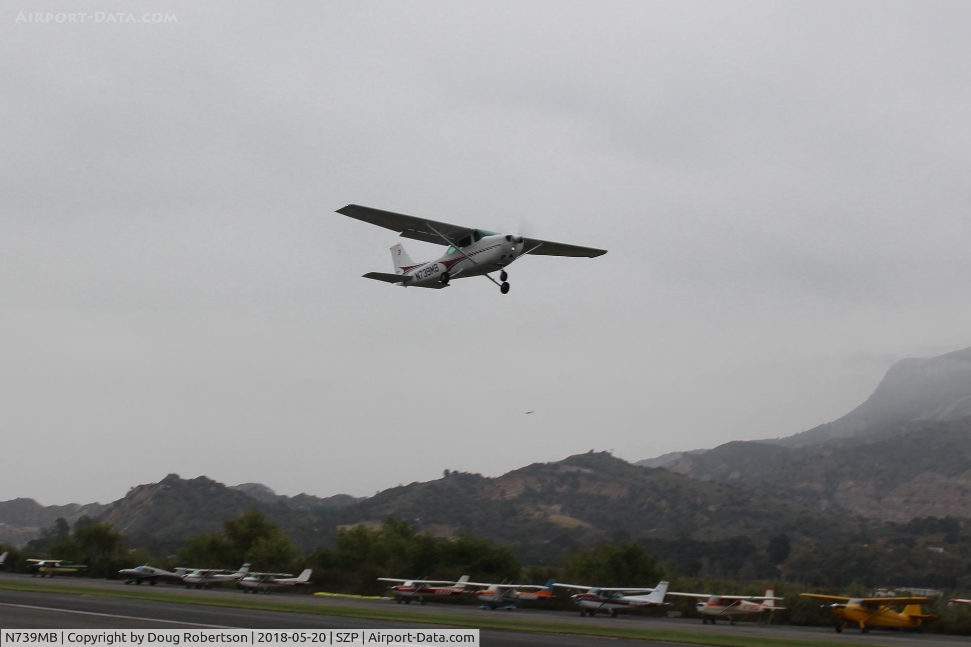N739MB, 1978 Cessna 172N C/N 17270641, 1978 Cessna 172N SKYHAWK, Lycoming O-320-H2AD 160 Hp, takeoff climb Rwy 22