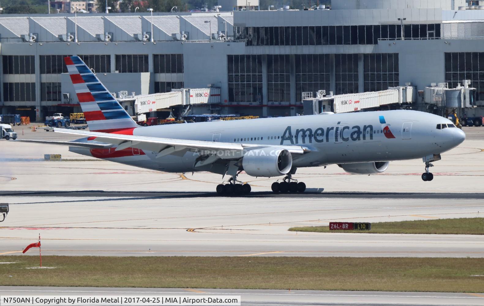 N750AN, 2001 Boeing 777-223 C/N 30259, American