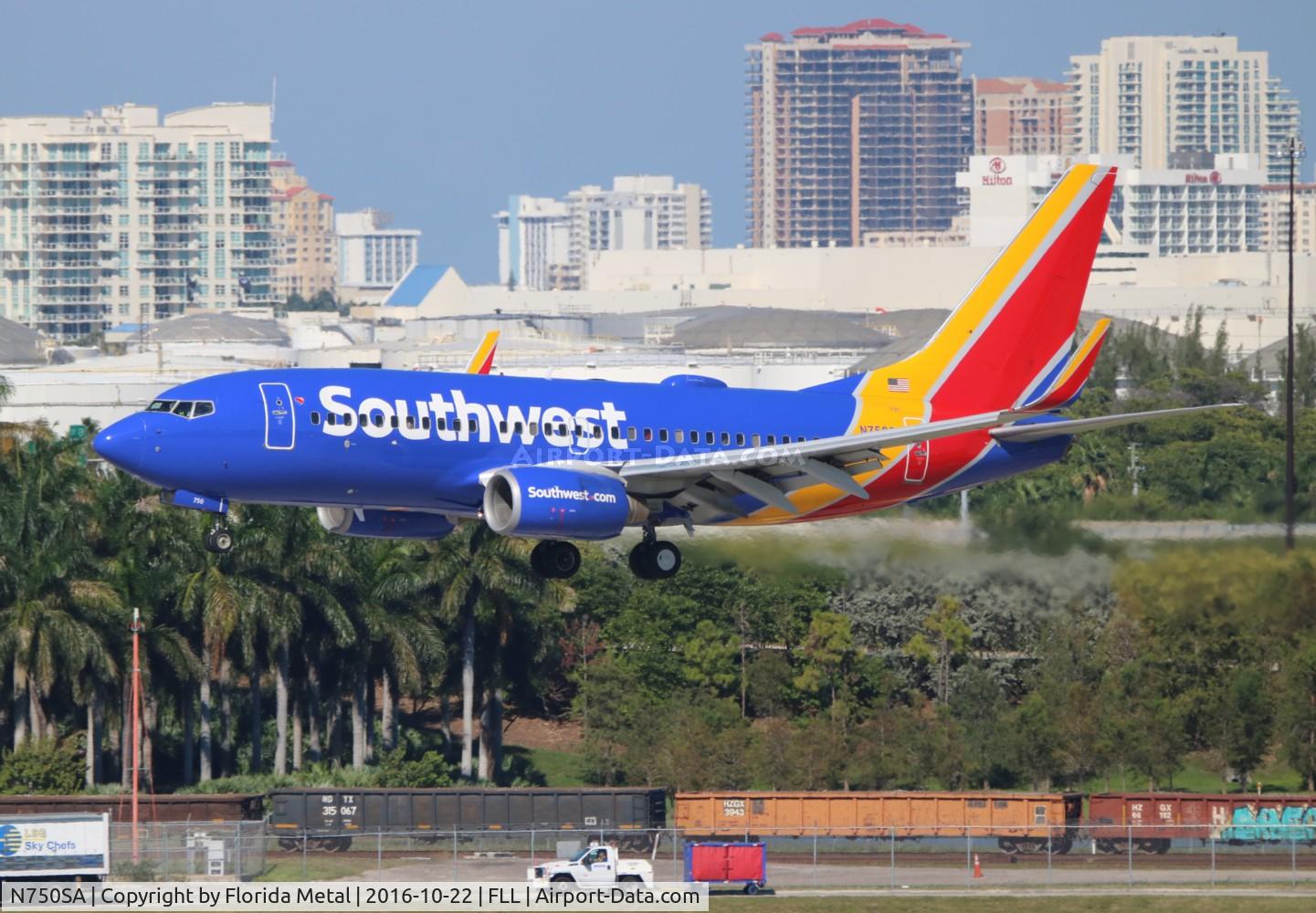 N750SA, 1999 Boeing 737-7H4 C/N 29802, Southwest