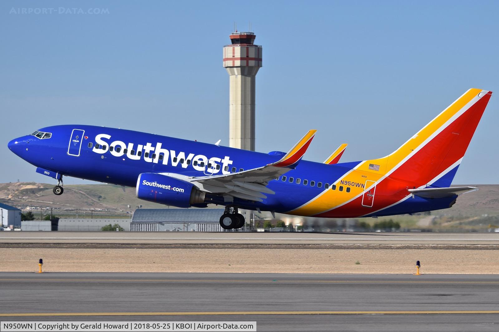 N950WN, 2010 Boeing 737-7H4 C/N 36664, Departing RWY 10L.