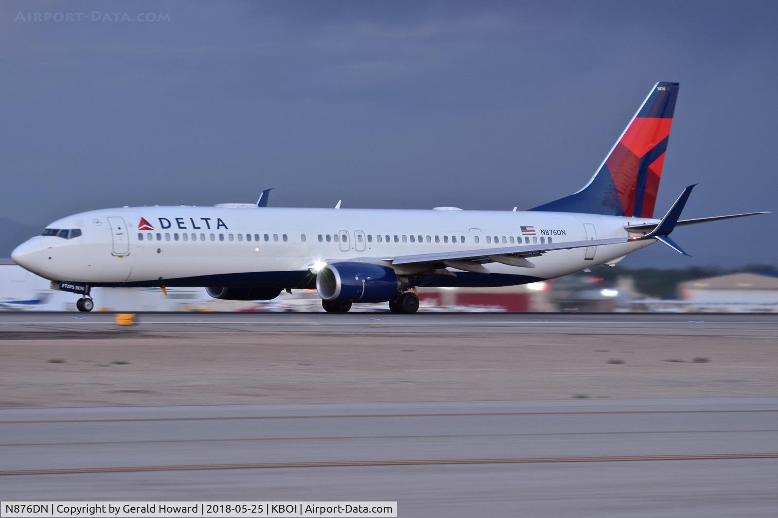 N876DN, 2017 Boeing 737-900/ER C/N 31987, Early morning take off run on RWY 10L.