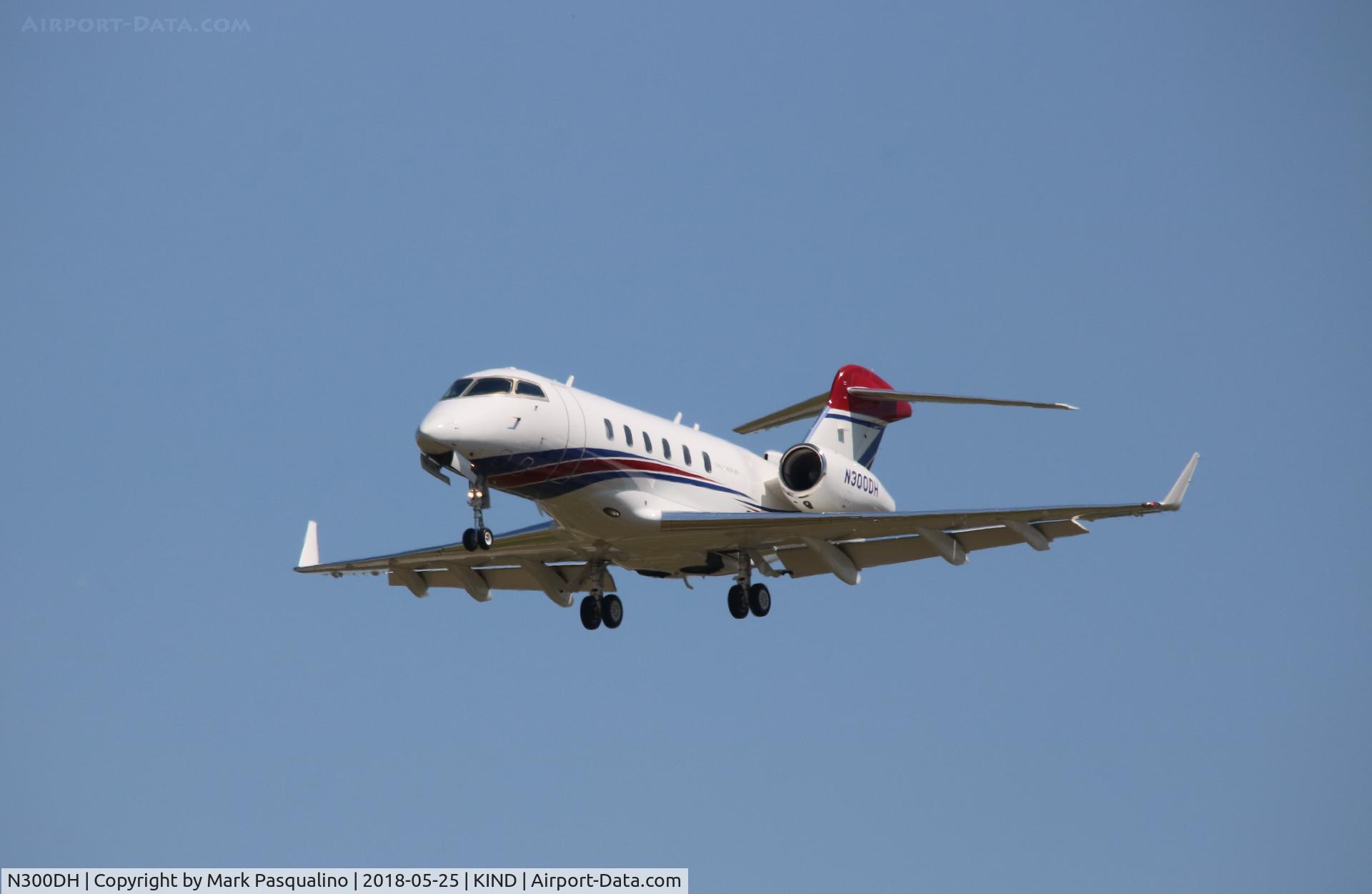 N300DH, 2005 Bombardier Challenger 300 (BD-100-1A10) C/N 20083, Challenger 300