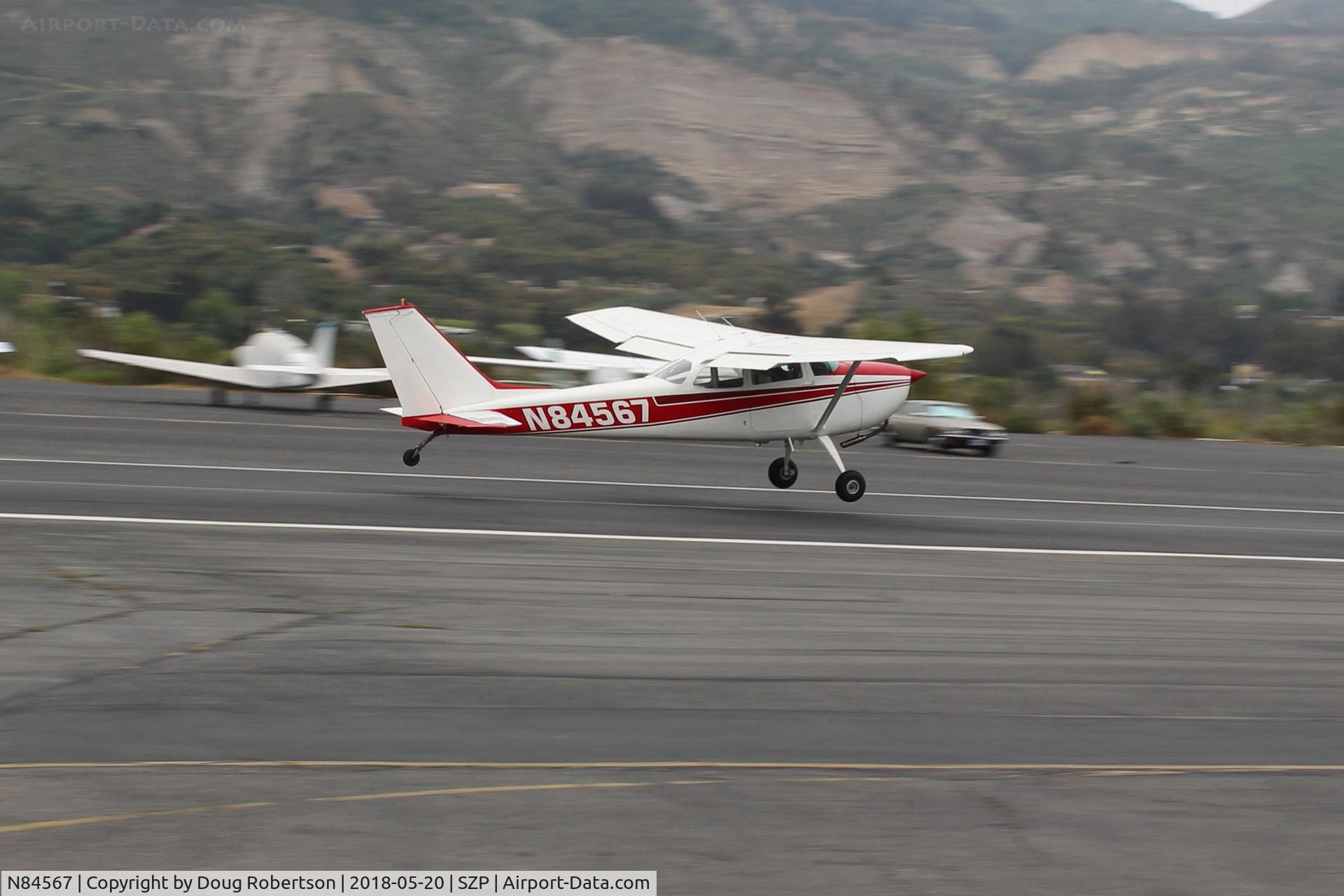 N84567, 1969 Cessna 172K Skyhawk C/N 17258525, 1969 Cessna 172K SKYHAWK, Lycoming O-320-E2D 150 Hp, another takeoff Rwy 22