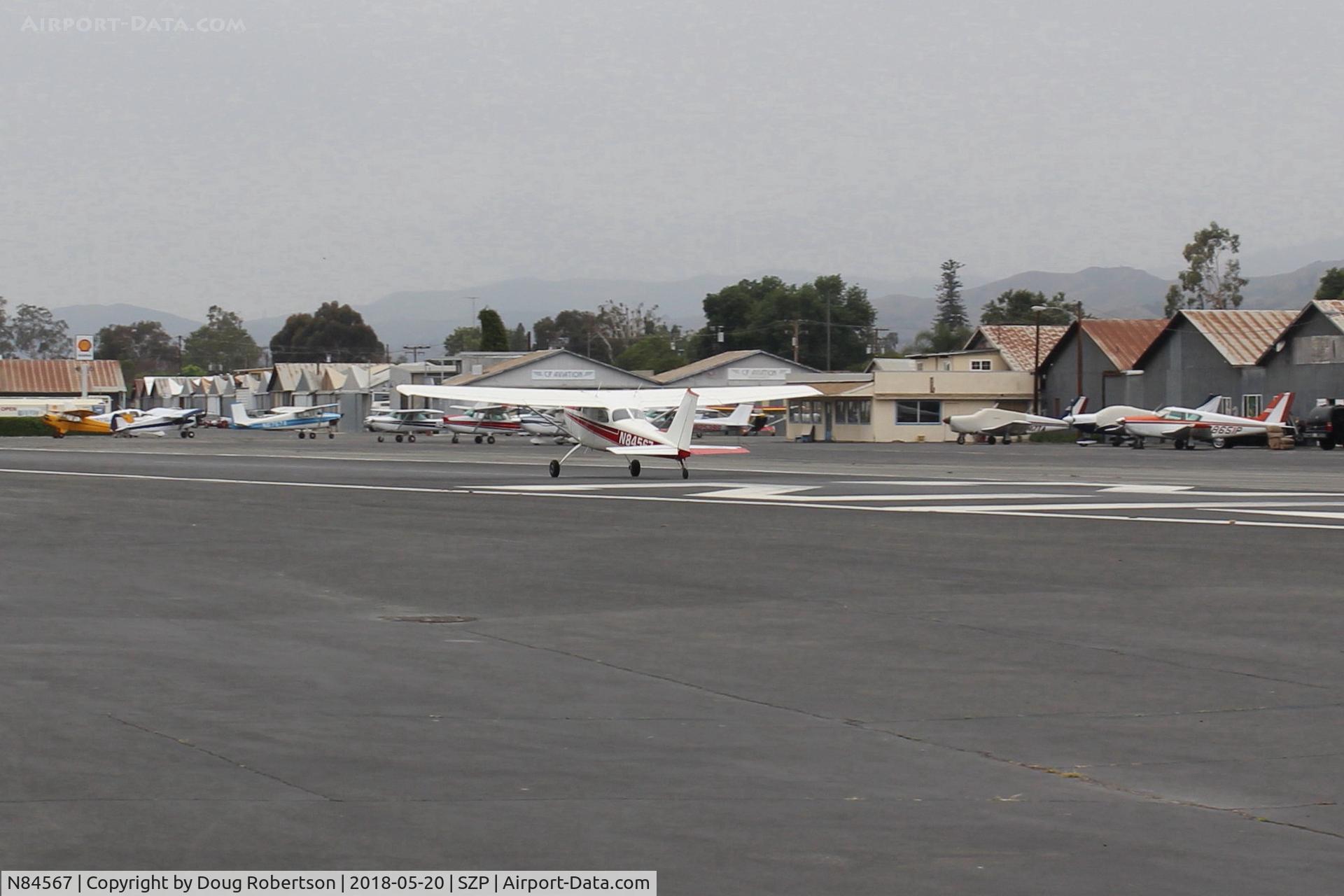 N84567, 1969 Cessna 172K Skyhawk C/N 17258525, 1969 Cessna 172K SKYHAWK, Lycoming O-320-H2AD 160 Hp, takeoff roll Rwy 22