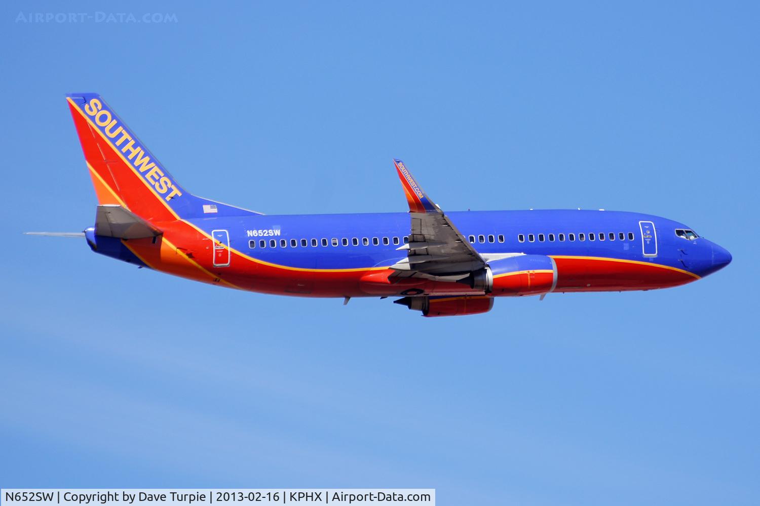N652SW, 1997 Boeing 737-3H4 C/N 27722, No comments.