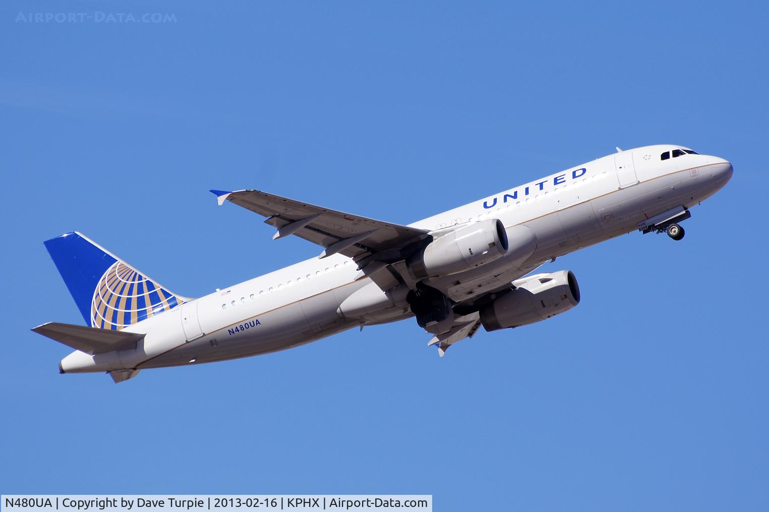 N480UA, 2001 Airbus A320-232 C/N 1555, No comment.