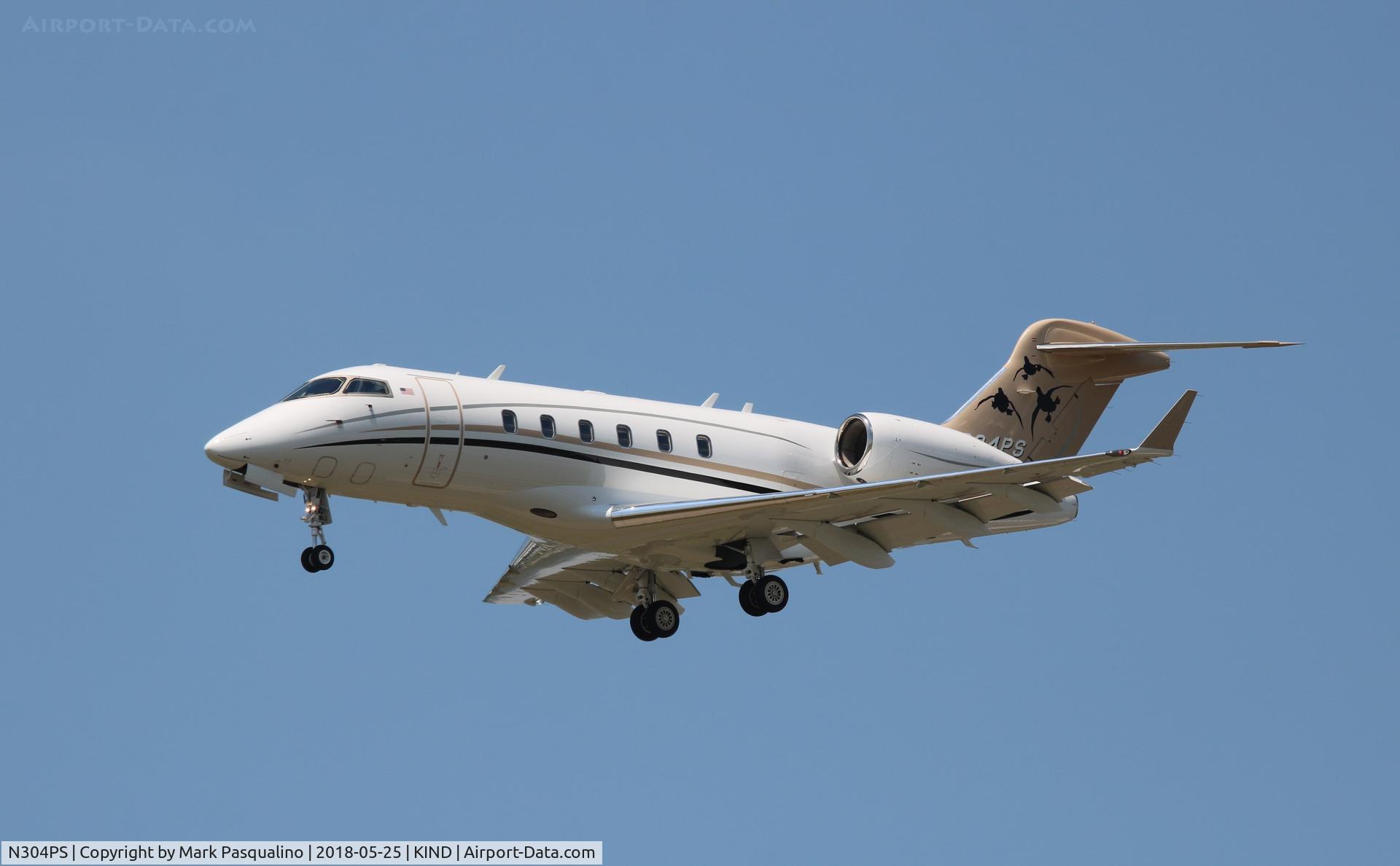 N304PS, 2005 Bombardier Challenger 300 (BD-100-1A10) C/N 20059, Challenger 300