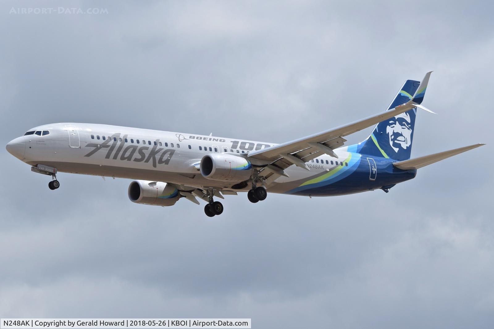 N248AK, 2016 Boeing 737-990/ER C/N 62469, Final for RWY 28R.