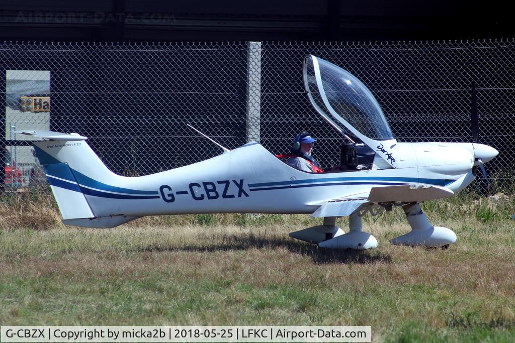 G-CBZX, 2005 Dyn'Aero MCR-01 ULC Banbi C/N PFA 301B-13957, Parked