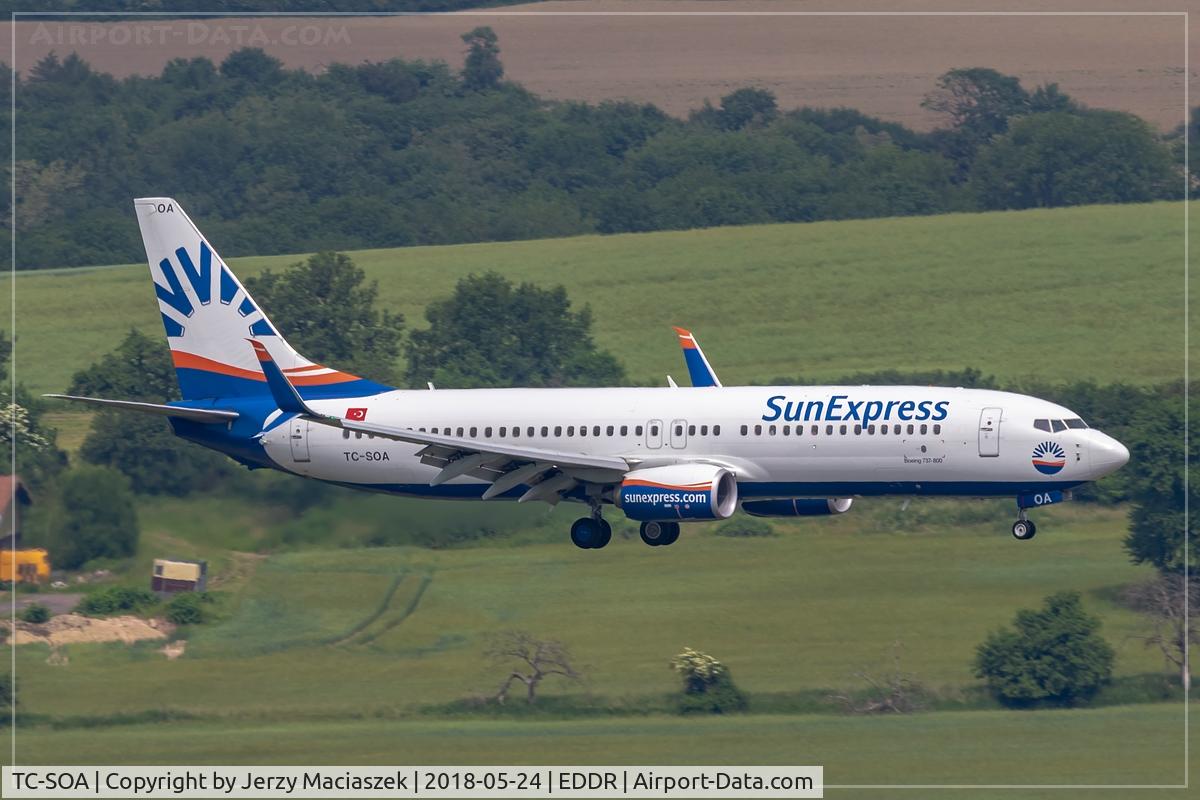 TC-SOA, 2016 Boeing 737-8HC C/N 61184, Boeing 737-8HC