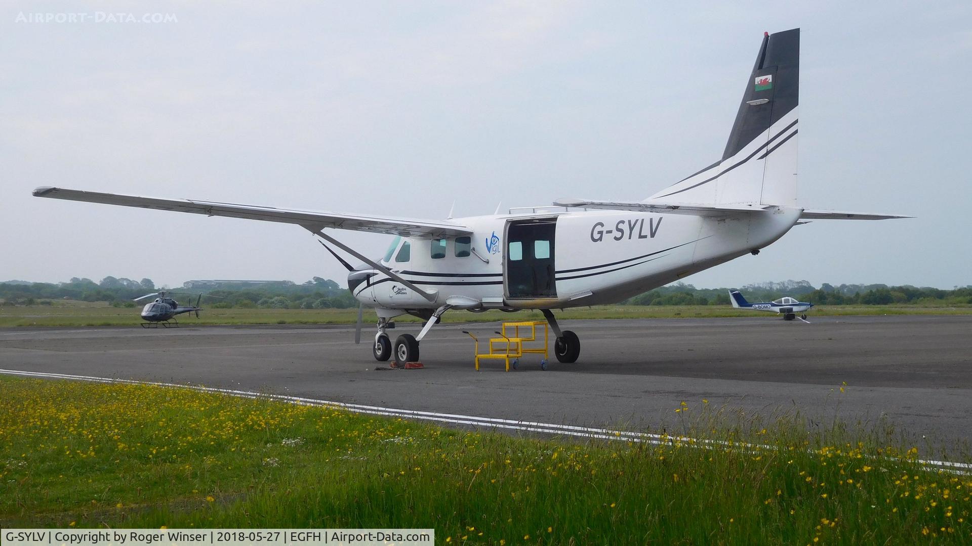 G-SYLV, 2002 Cessna 208B  Grand Caravan C/N 208B0936, Resident Grand Caravan operated by Skydive Swansea.