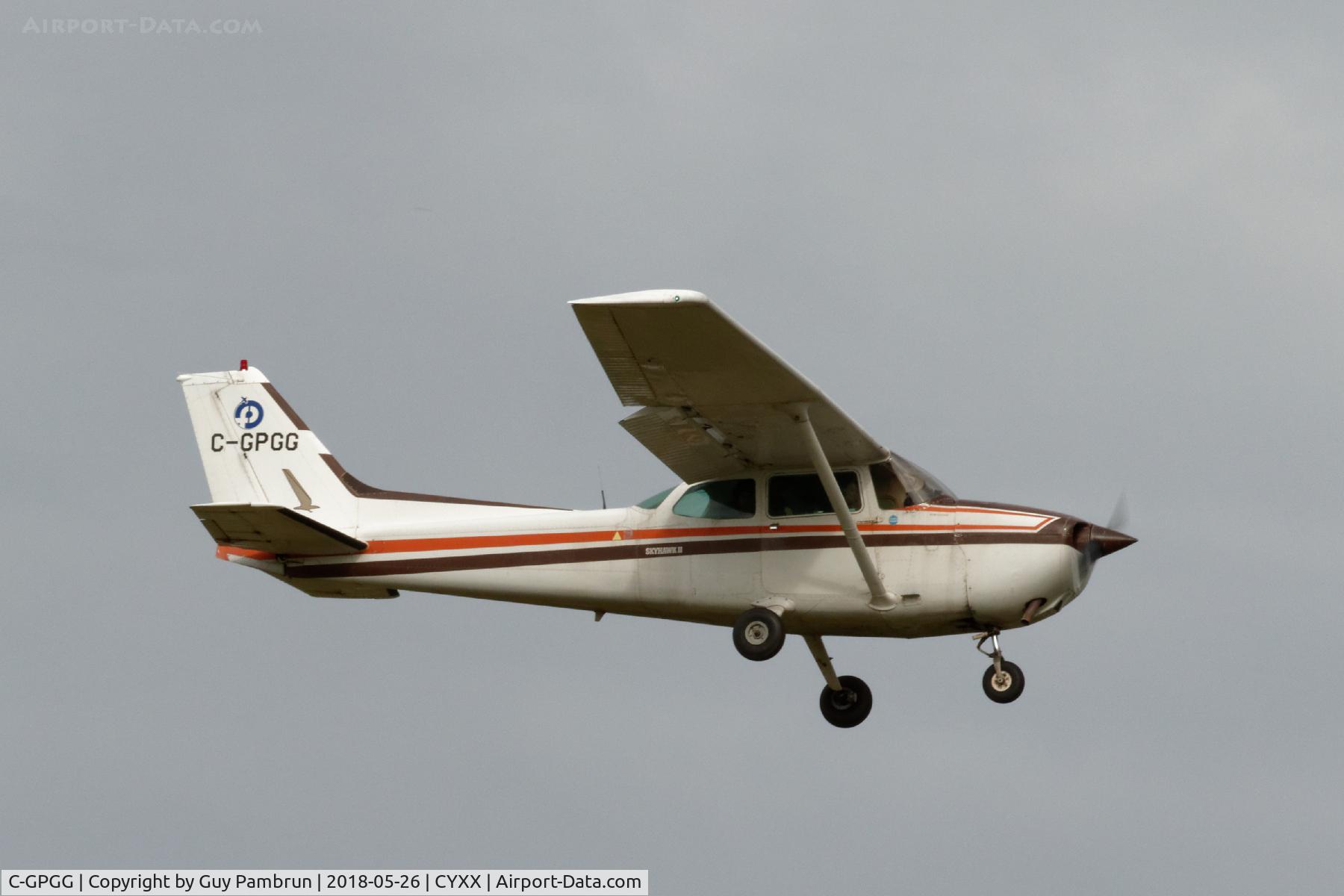 C-GPGG, 1980 Cessna 172P C/N 17274282, Landing