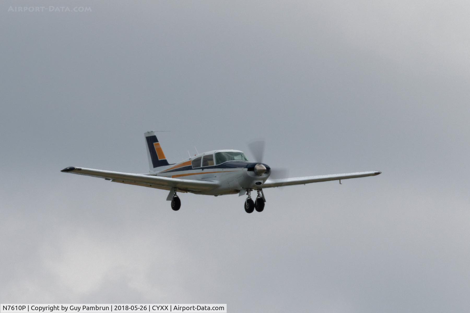 N7610P, 1961 Piper PA-24-250 Comanche C/N 24-2821, Landing