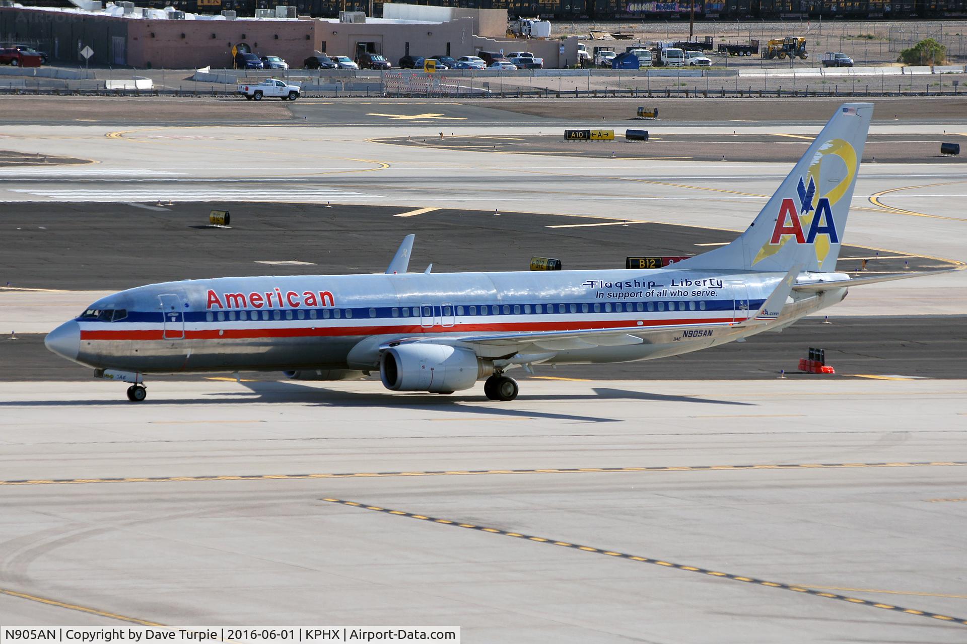 N905AN, 1999 Boeing 737-823 C/N 29507, Flagship Liberity