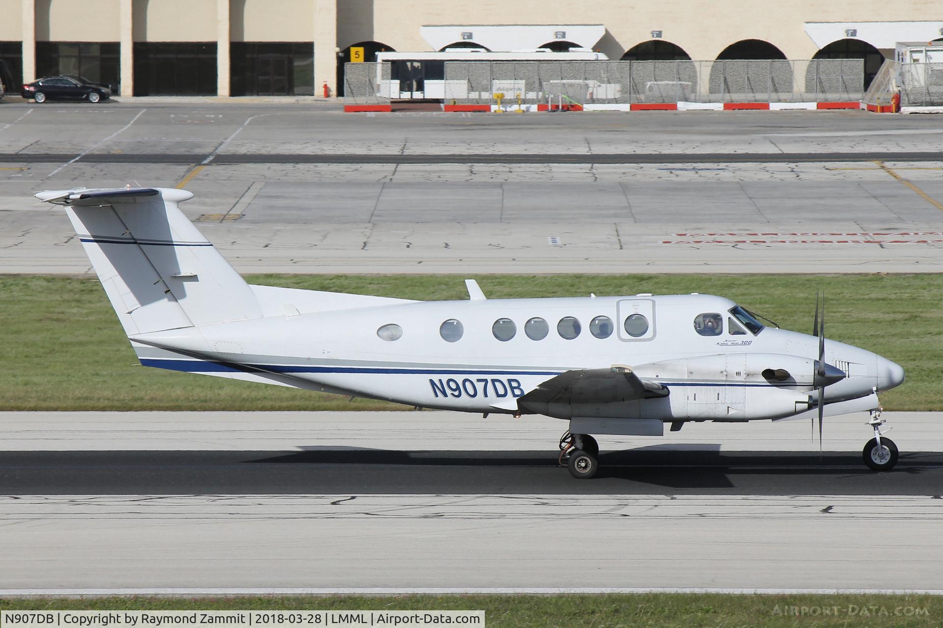 N907DB, 1985 Beech 300 C/N FA-85, Beechcraft Kingair 300 N907DB