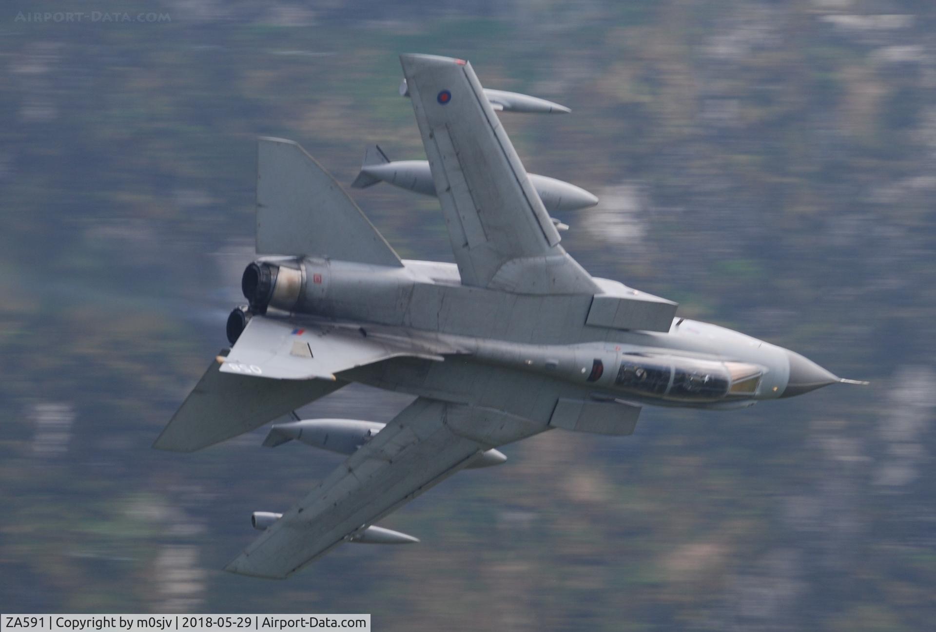 ZA591, 1982 Panavia Tornado GR.4 C/N 104/BS034/3055, Taken from Cad West in the Loop