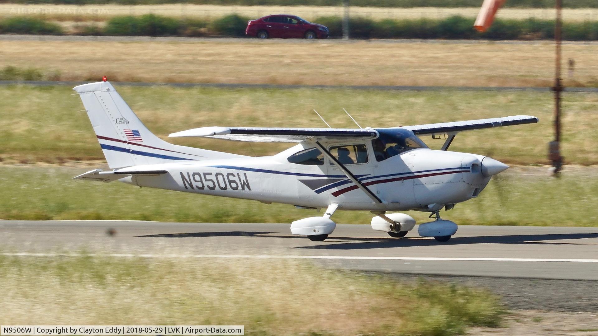 N9506W, 1997 Cessna 182S Skylane C/N 18280110, Livermore Airport California 2018.