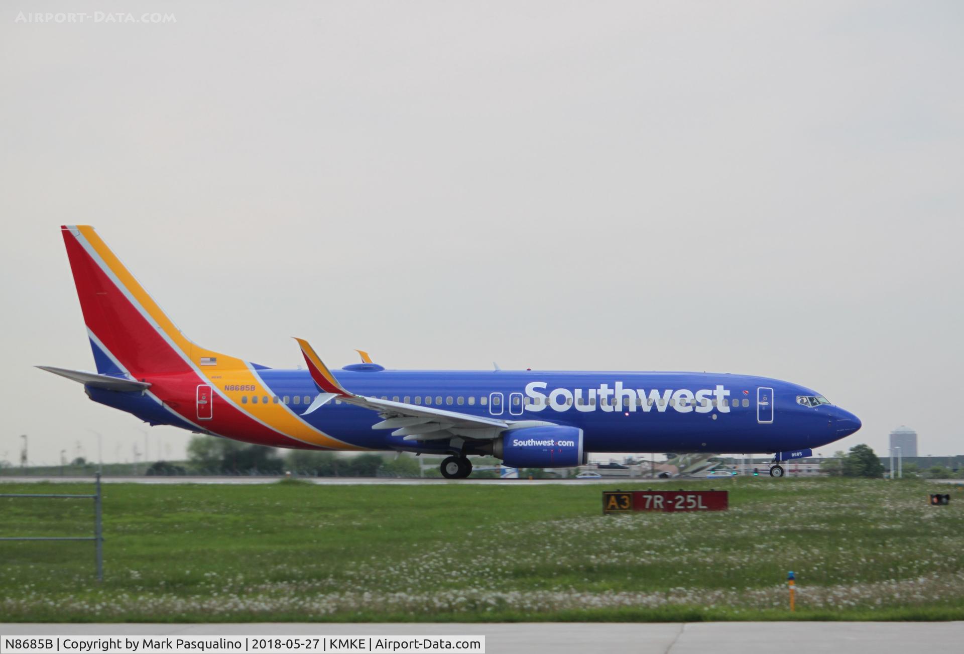 N8685B, 2016 Boeing 737-8H4 C/N 36723, Boeing 737-800