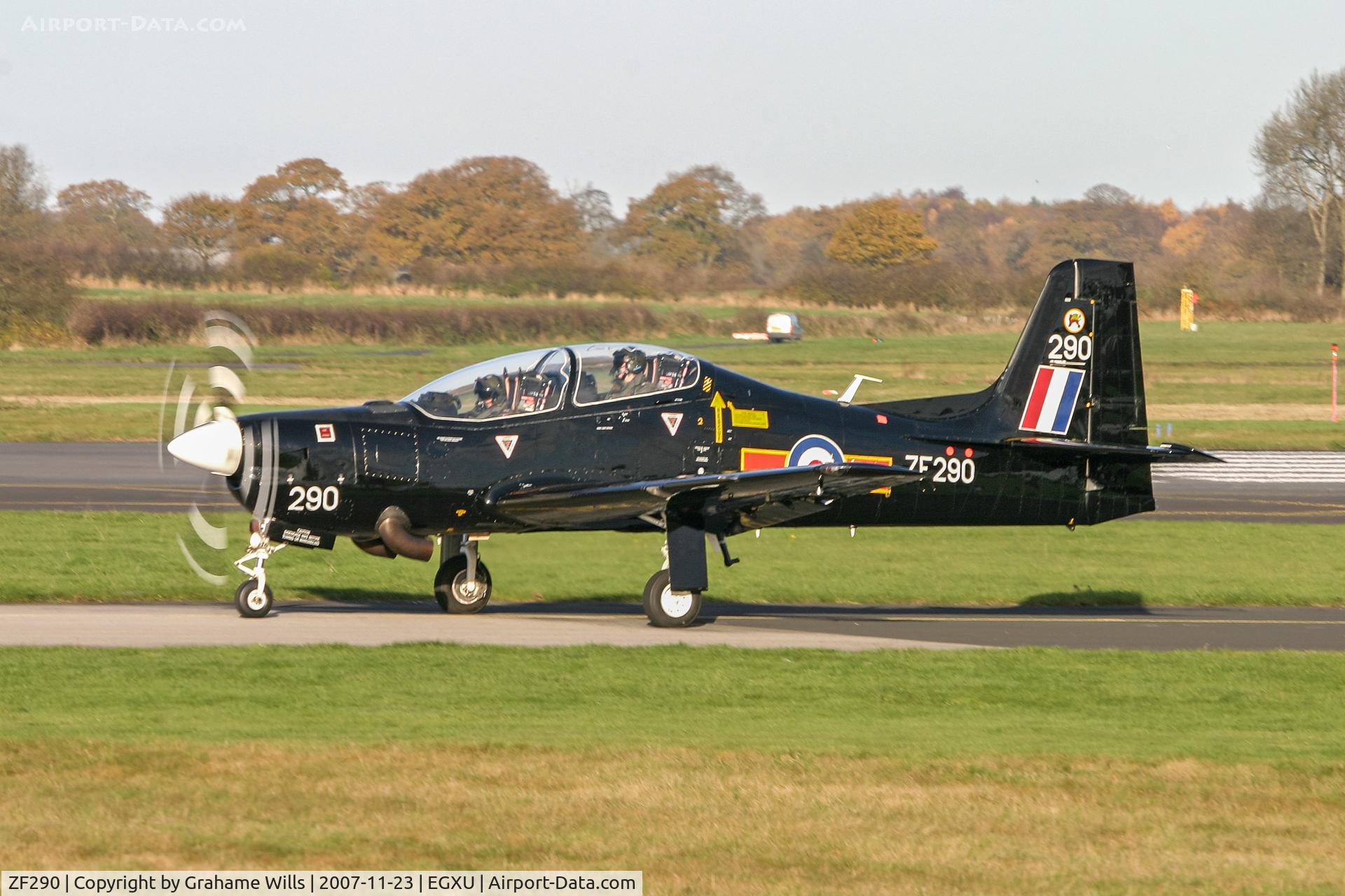 ZF290, 1991 Short S-312 Tucano T1 C/N S088/T61, Shorts Tucano T1 ZF290 1 FTS RAF Linton-on-Ouse 23/11/07