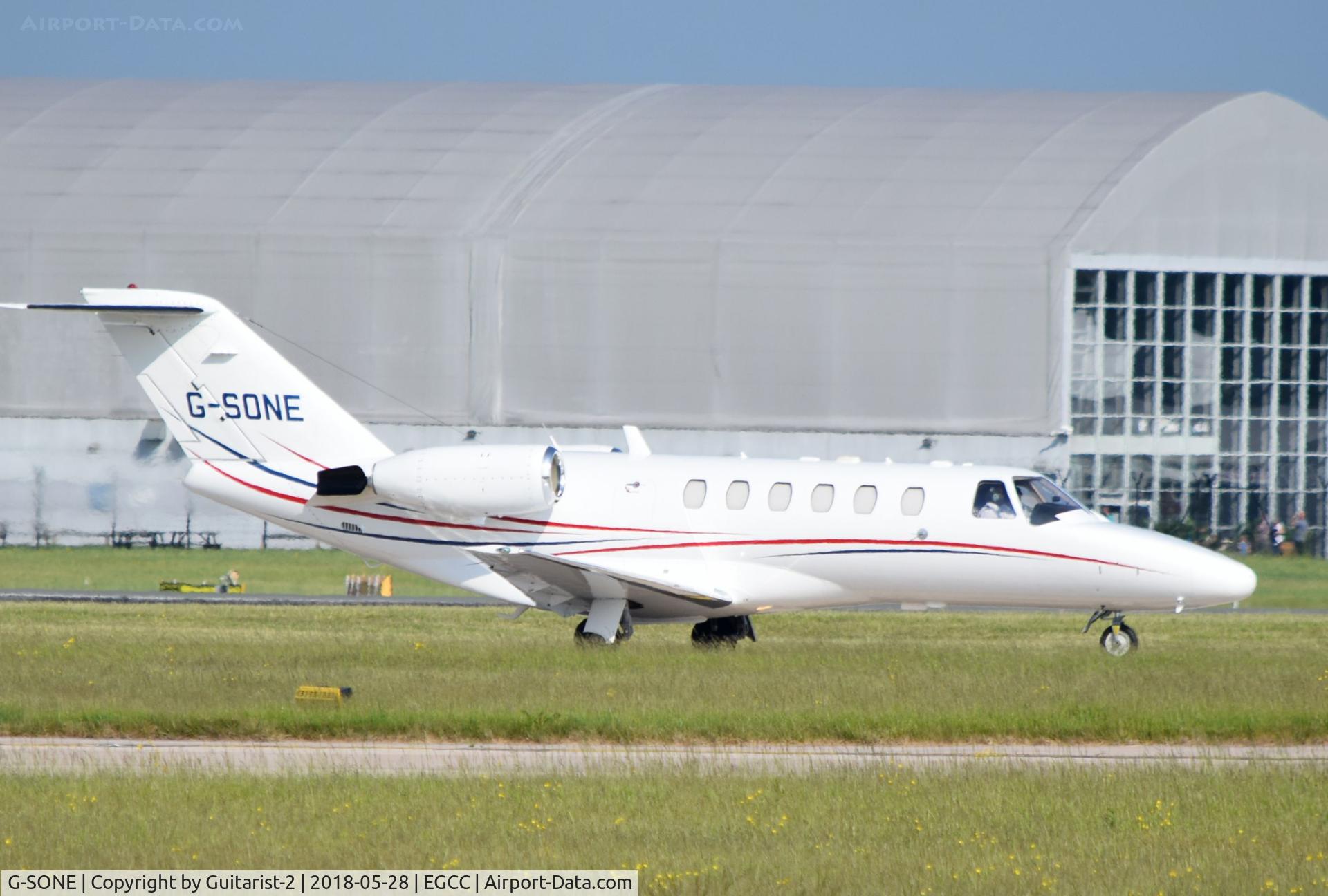 G-SONE, 2001 Cessna 525A CitationJet CJ2 C/N 525A-0031, At Manchester