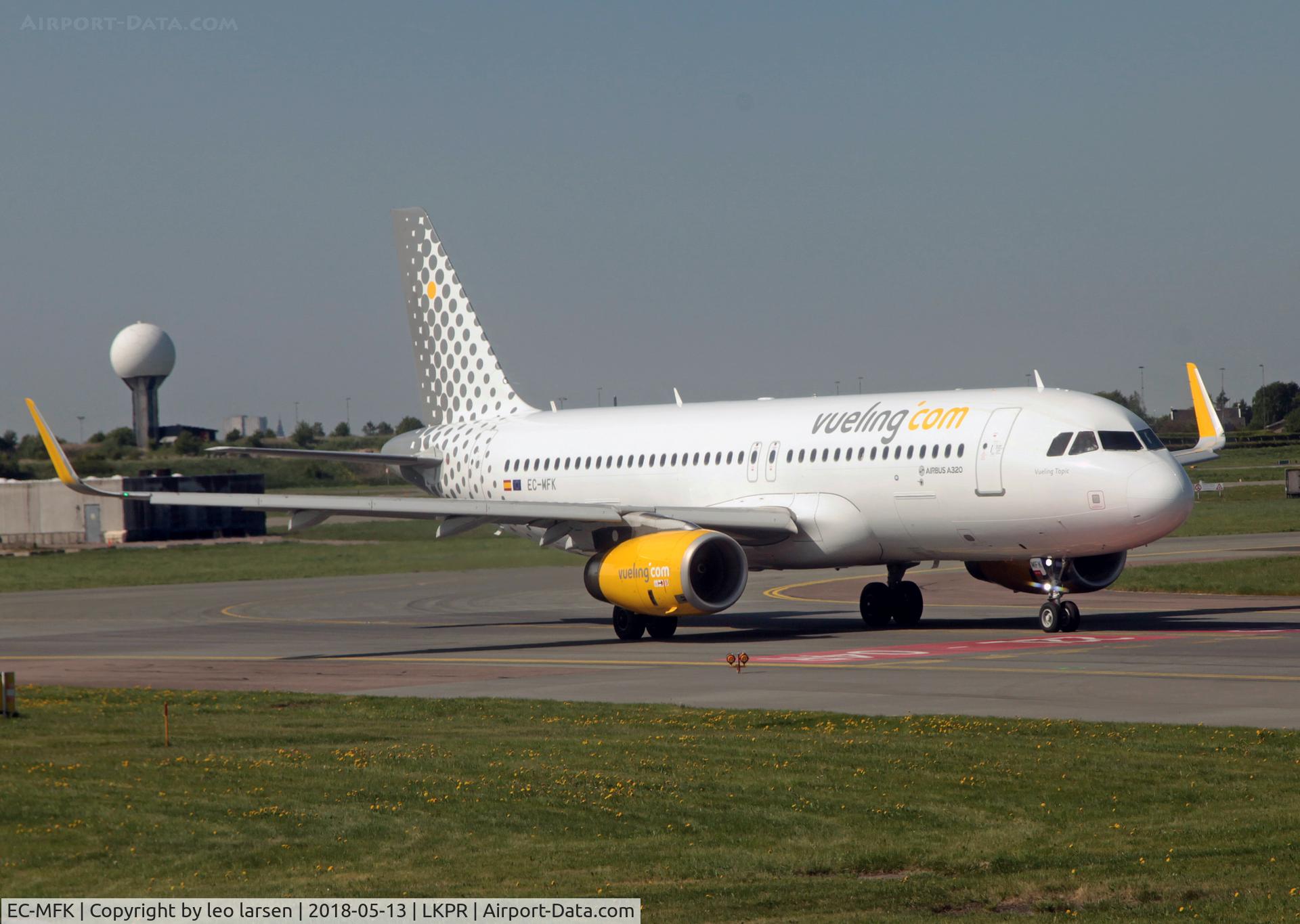 EC-MFK, 2015 Airbus A320-232 C/N 6535, Praha 13.5.2018
