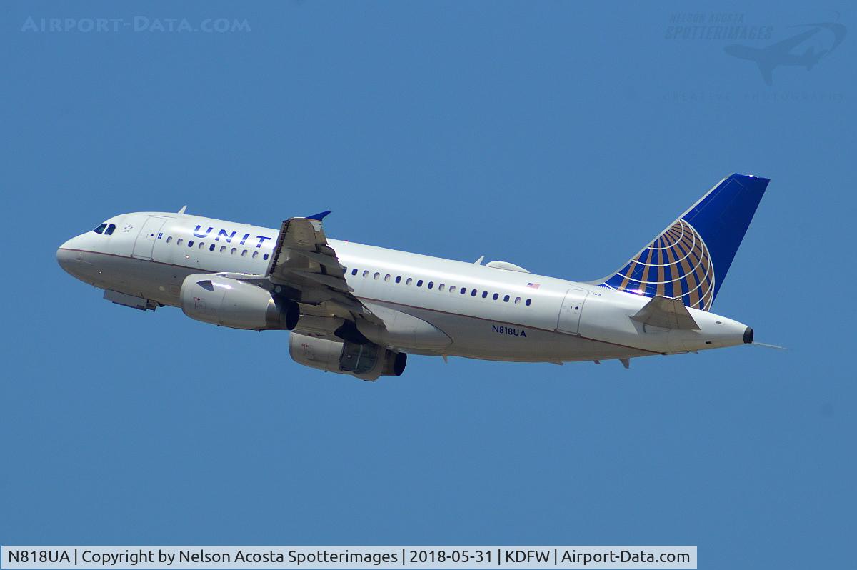N818UA, 1998 Airbus A319-131 C/N 882, Climbing from 18L @ DFW