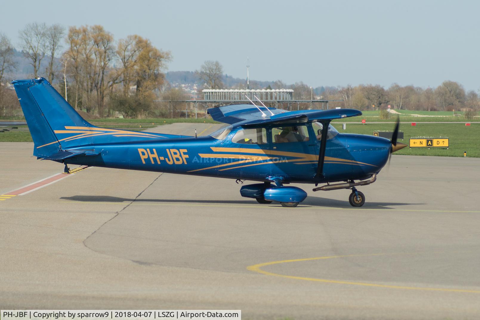 PH-JBF, 1979 Reims F172N Skyhawk C/N F17201757, Stopover at Grenchen.