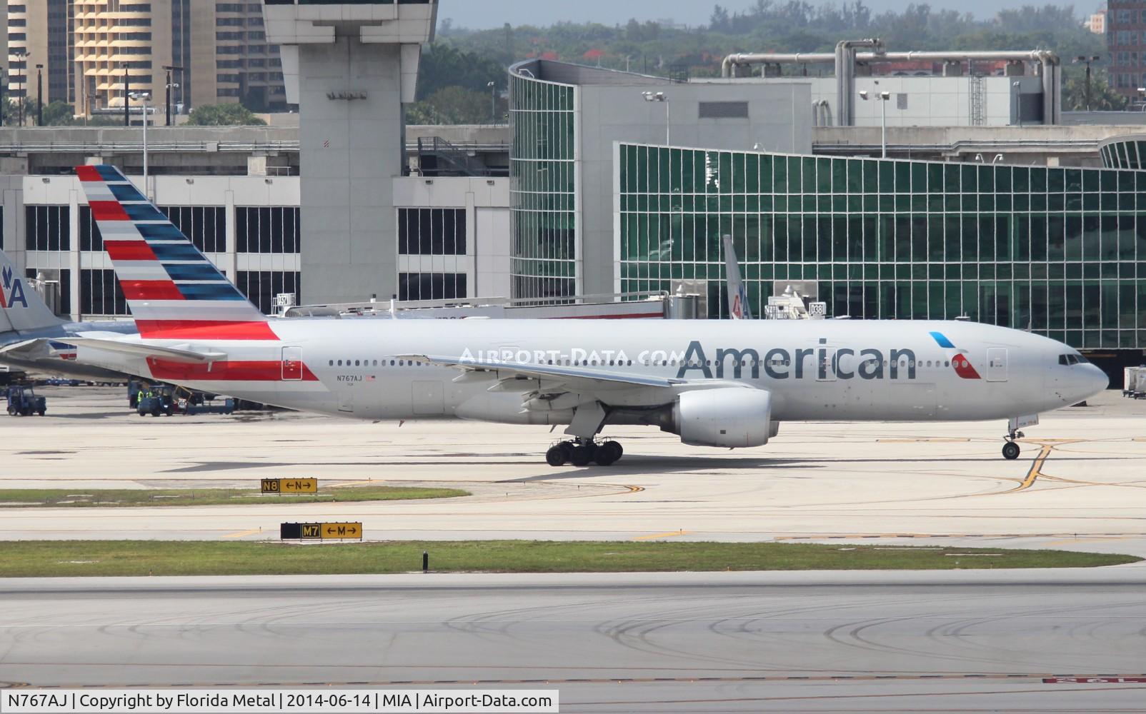 N767AJ, 2006 Boeing 777-223 C/N 33539, American