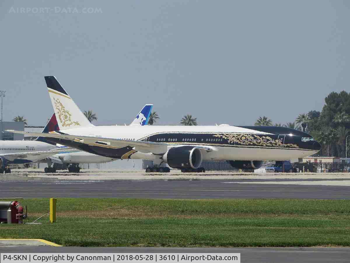 P4-SKN, 2014 Boeing 777-2FB/LR C/N 60116, Parked