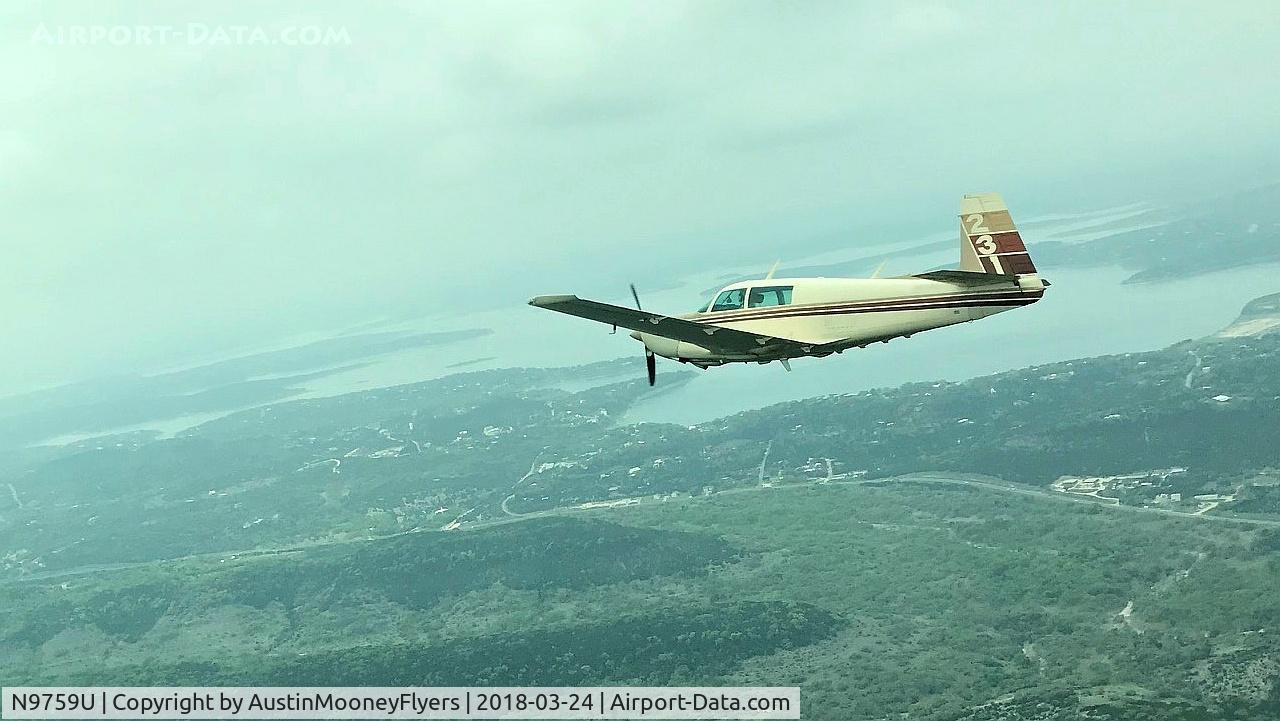 N9759U, 1981 Mooney M20K C/N 25-0517, Formation over Canyon Lake