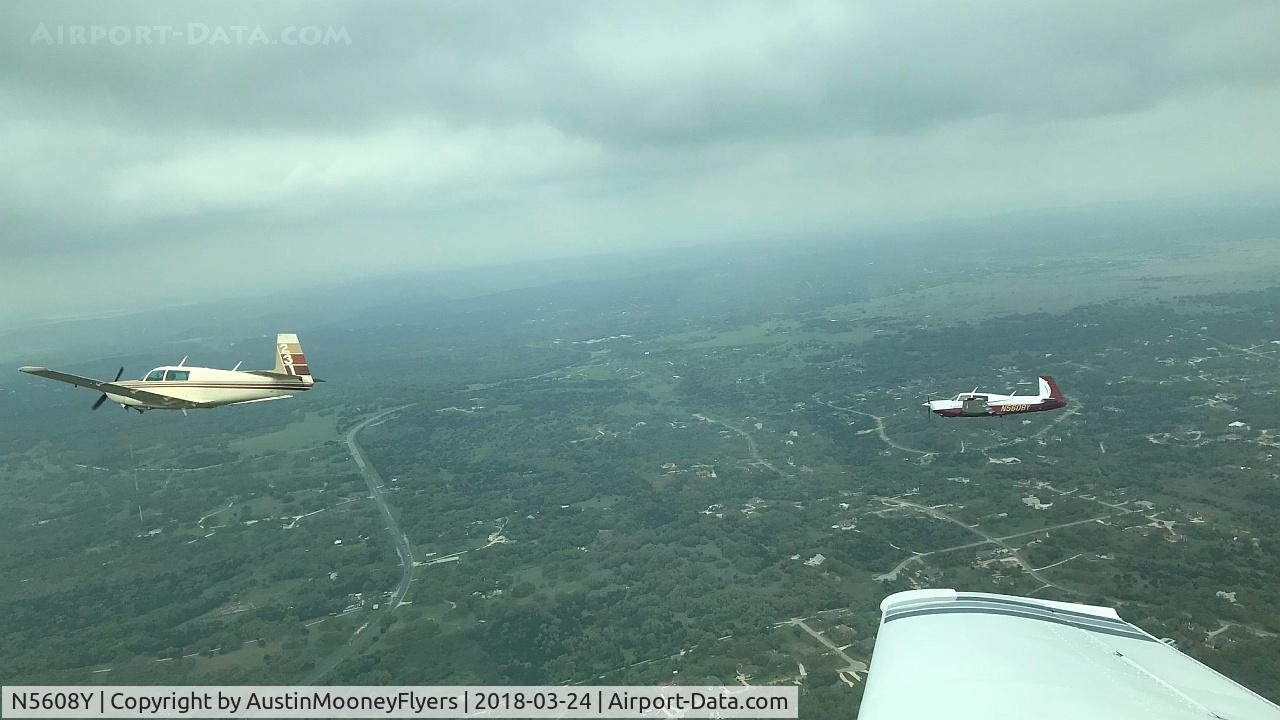 N5608Y, 1983 Mooney M20J 201 C/N 24-1361, Formation flight near Canyon Lake