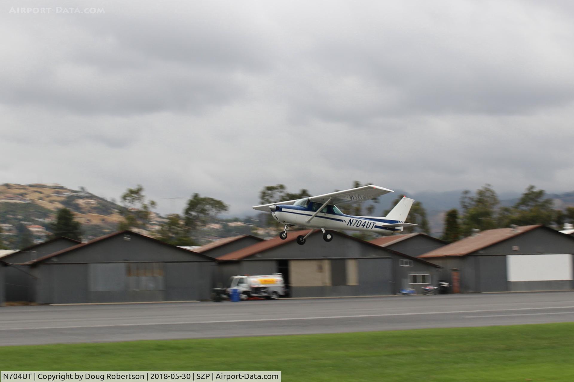 N704UT, 1976 Cessna 150M C/N 15078891, 1976 Cessna 150M, Continental O-200 100 Hp, takeoff climb Rwy 22