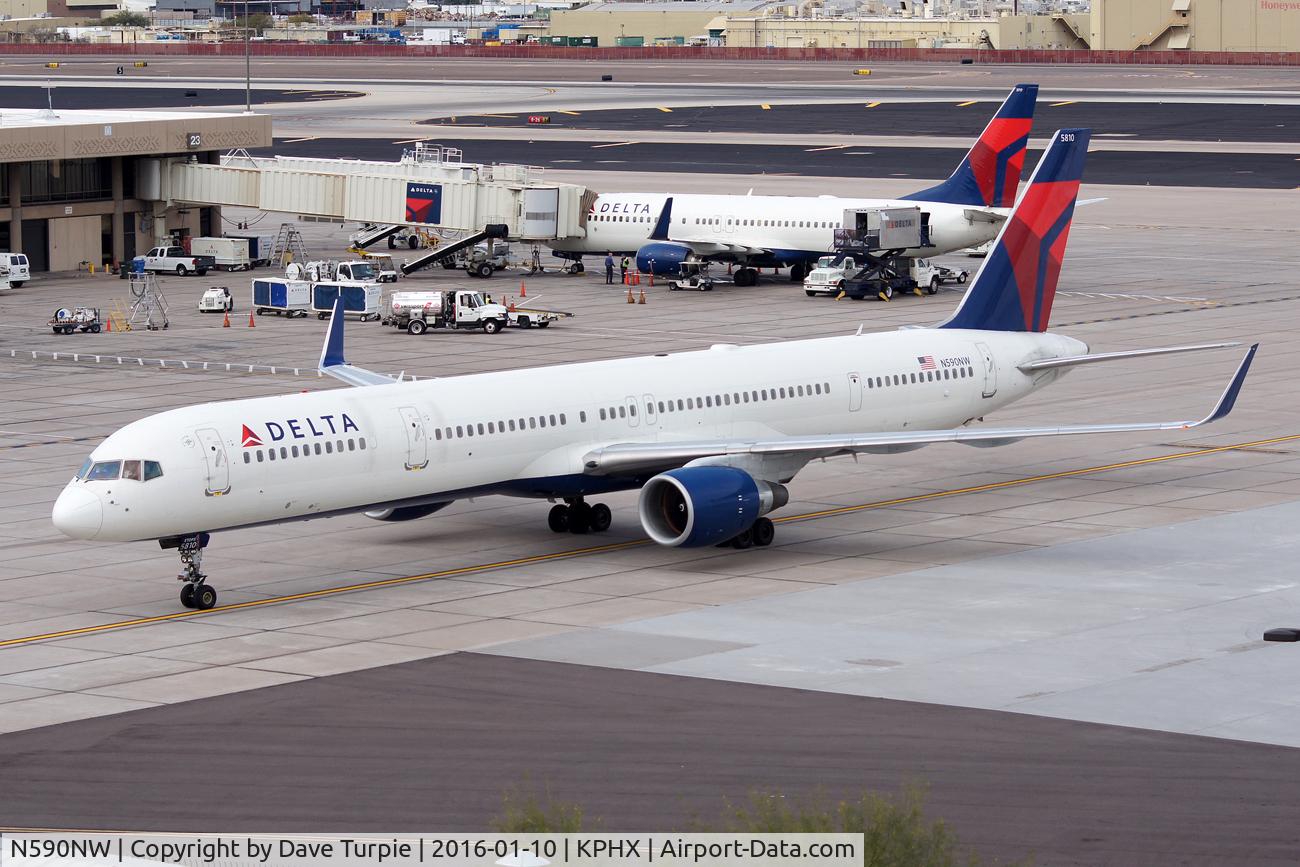 N590NW, 2003 Boeing 757-351 C/N 32990, No comment.