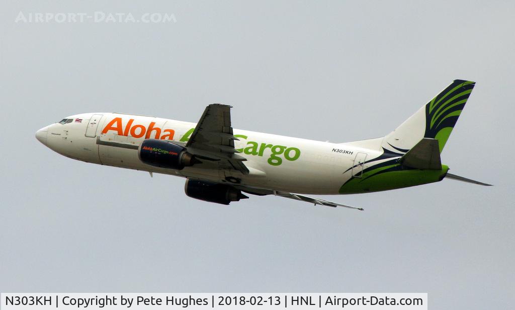 N303KH, 1999 Boeing 737-319 C/N 25606, N303KH Boeing 737 freighter departing Honolulu