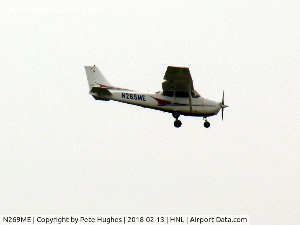 N269ME, 2000 Cessna 172S C/N 172S8531, N269ME Cessna 172 finals for Honolulu - not a great shot but there isn't another one (yet) on A-data.