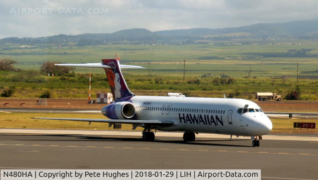 N480HA, 2001 Boeing 717-22A C/N 55125, N480HA Boeing 717 at Kahului
