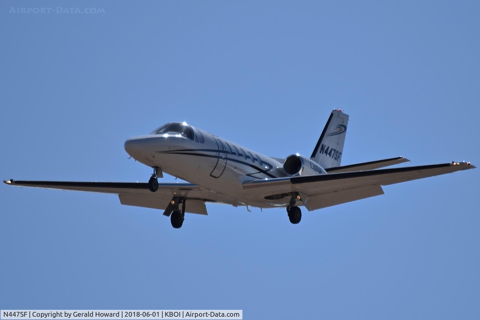 N447SF, 2002 Cessna 550 Citation Bravo C/N 550-1020, Landing RWY 28L.