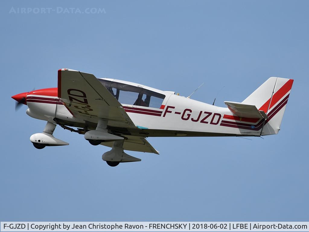 F-GJZD, Robin DR-400-140B Major C/N 1994, Aéro-club de Bergerac
