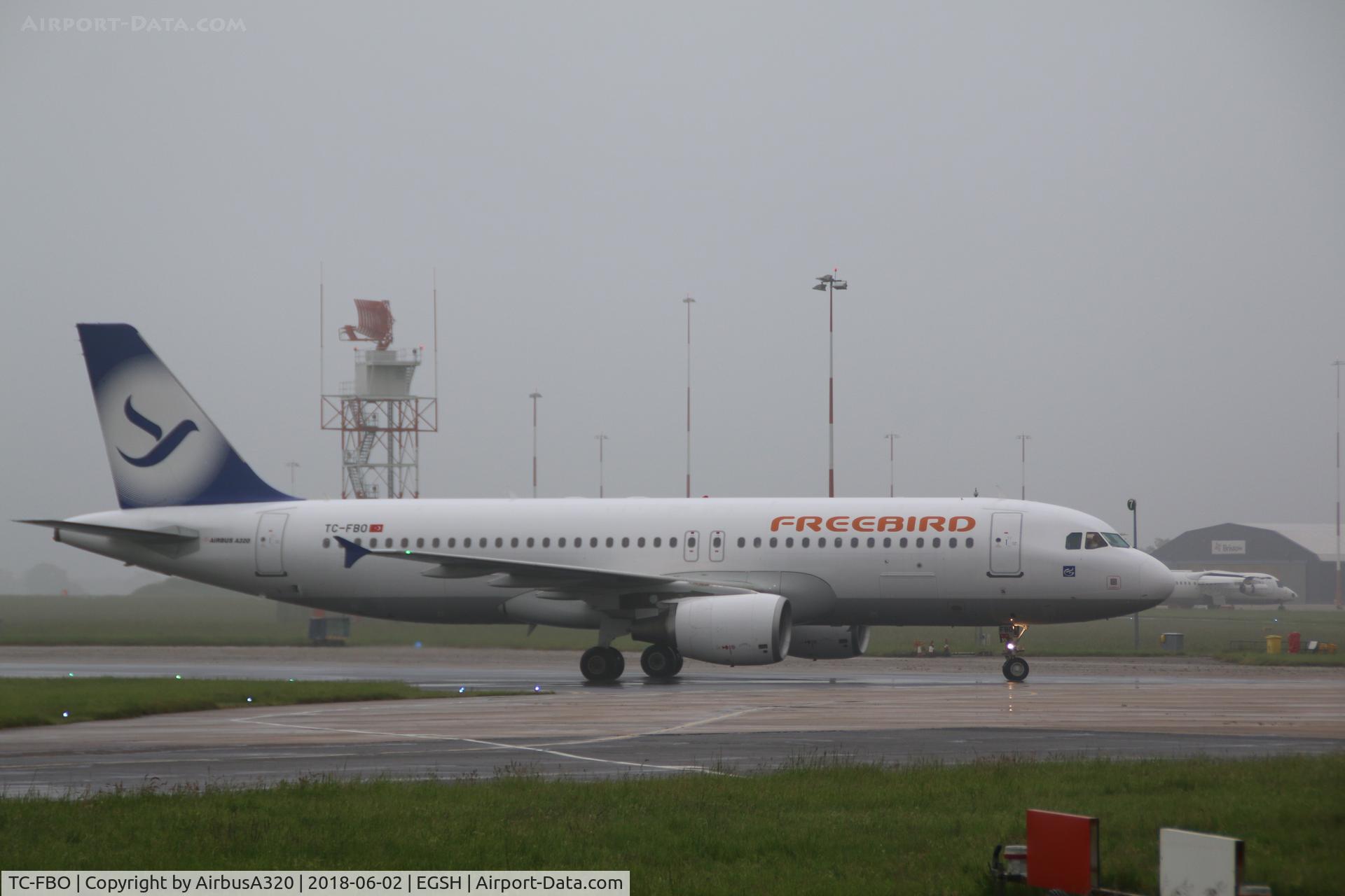 TC-FBO, 2012 Airbus A320-214 C/N 5096, Arriving on a nice wet summer day